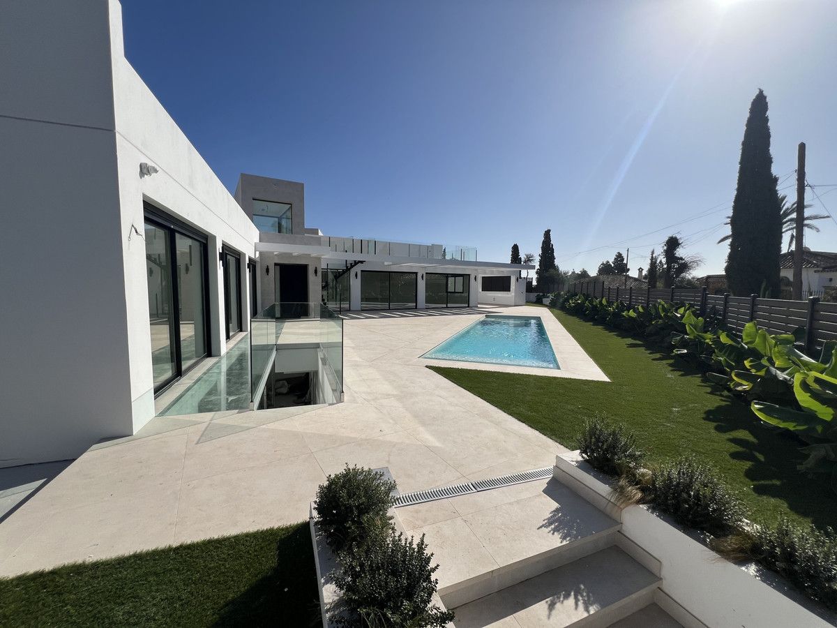 Fristående villa i El Chaparral, El Chaparral, 7/12