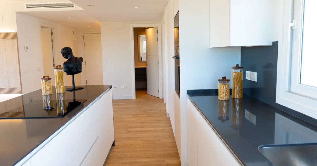 Apartment in Casares, Alcazaba Lagoon, Casares, 9/12