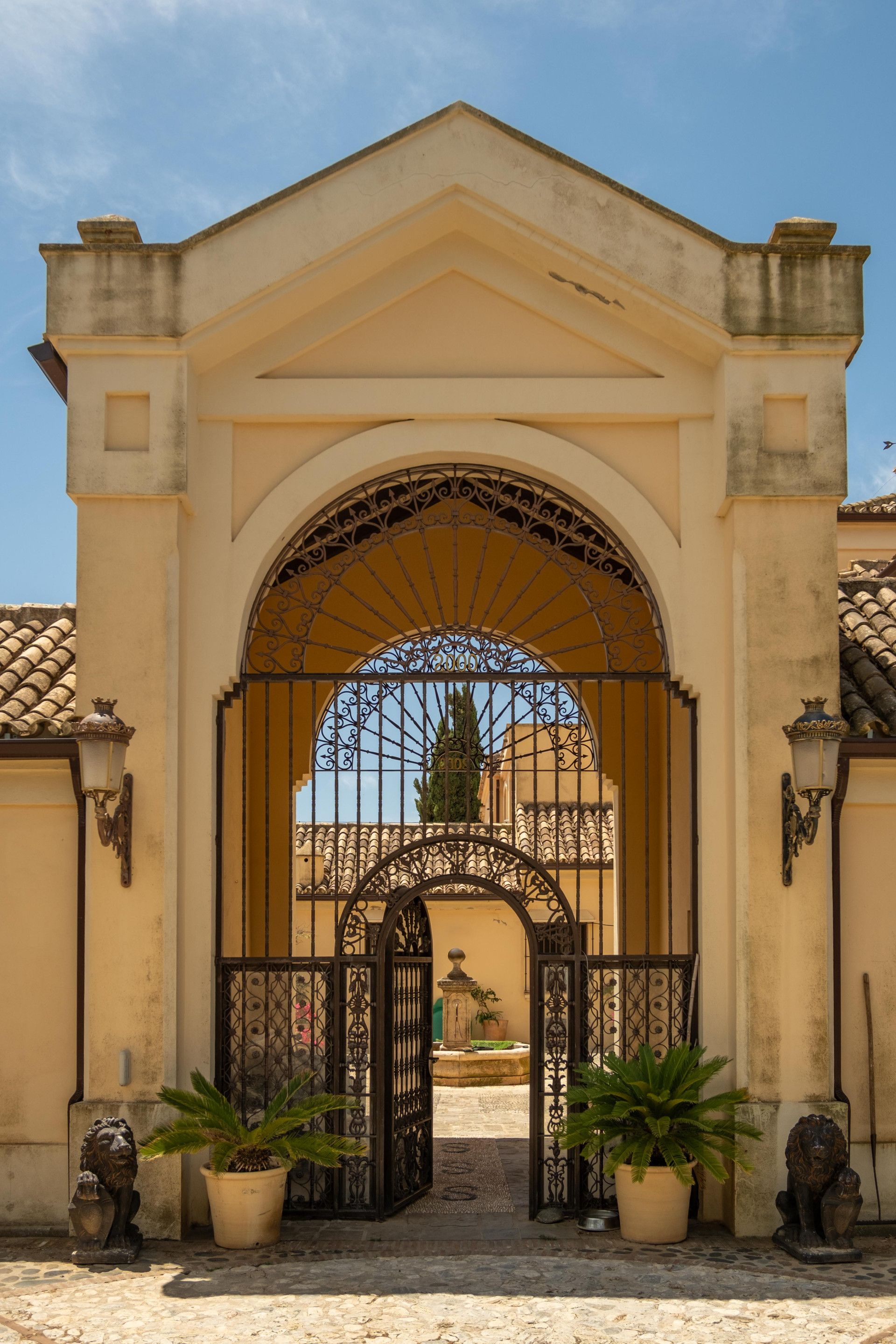 Villa in Marbella East, La Mairena, Marbella East, 12/12