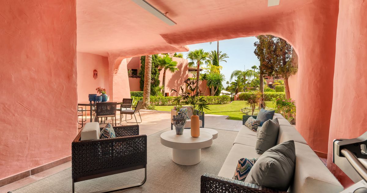 Ground Floor Apartment in Estepona, Torre Bermeja, Estepona, 1/12