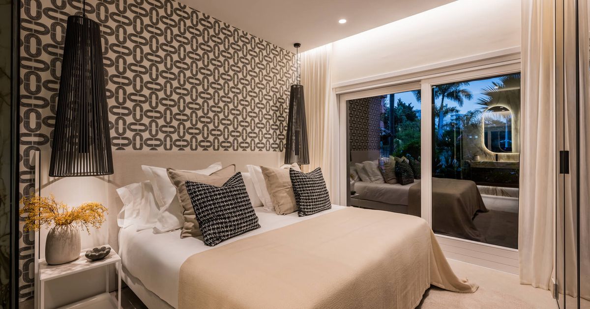 Ground Floor Apartment in Estepona, Torre Bermeja, Estepona, 8/12