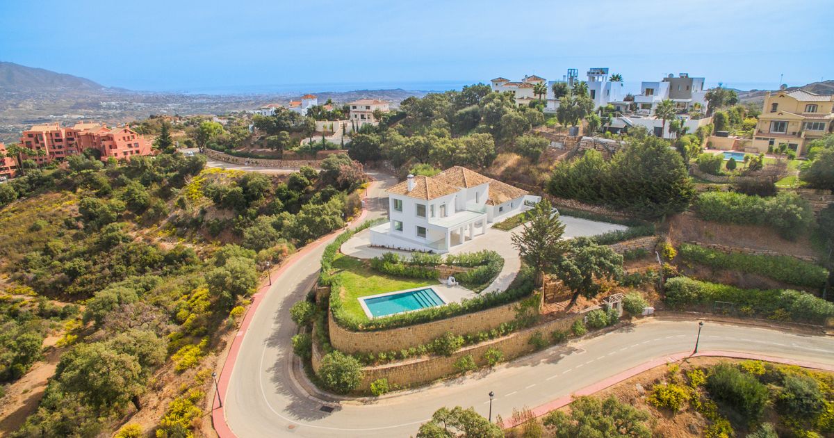 Villa in Marbella East, La Mairena, Marbella East, 1/12