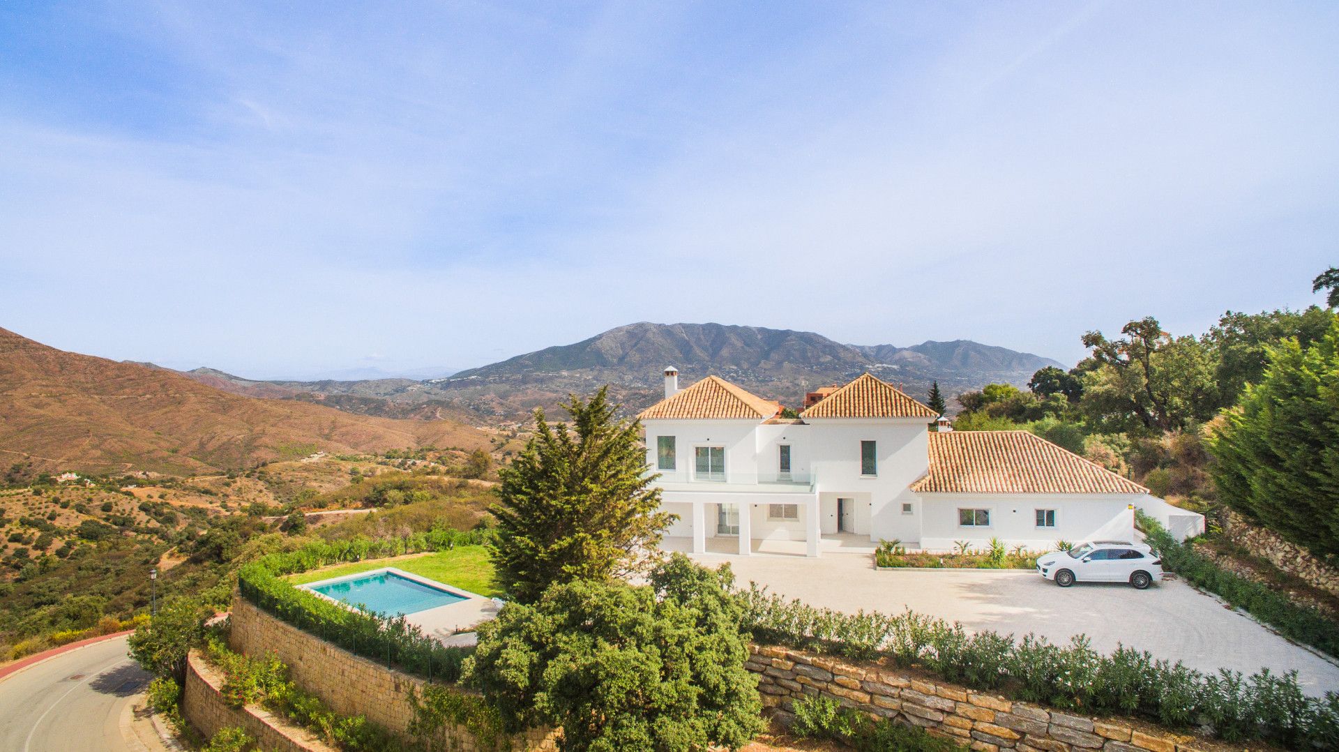 Villa in Marbella East, La Mairena, Marbella East, 2/12