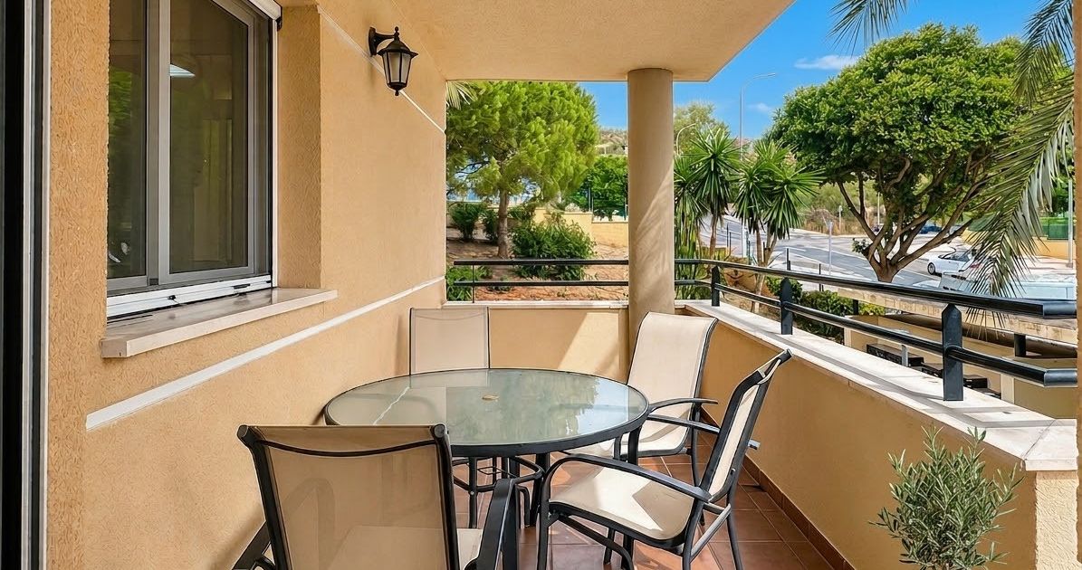 Middle Floor Apartment in Torremolinos, Torremolinos, 1/12