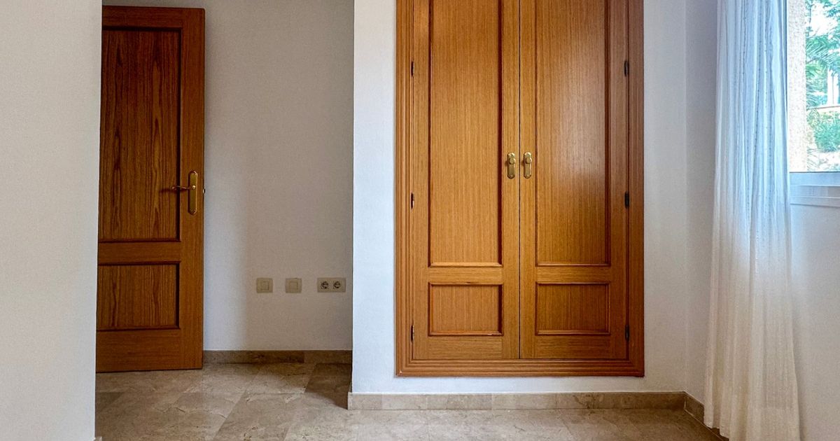 Middle Floor Apartment in Torremolinos, Torremolinos, 12/12