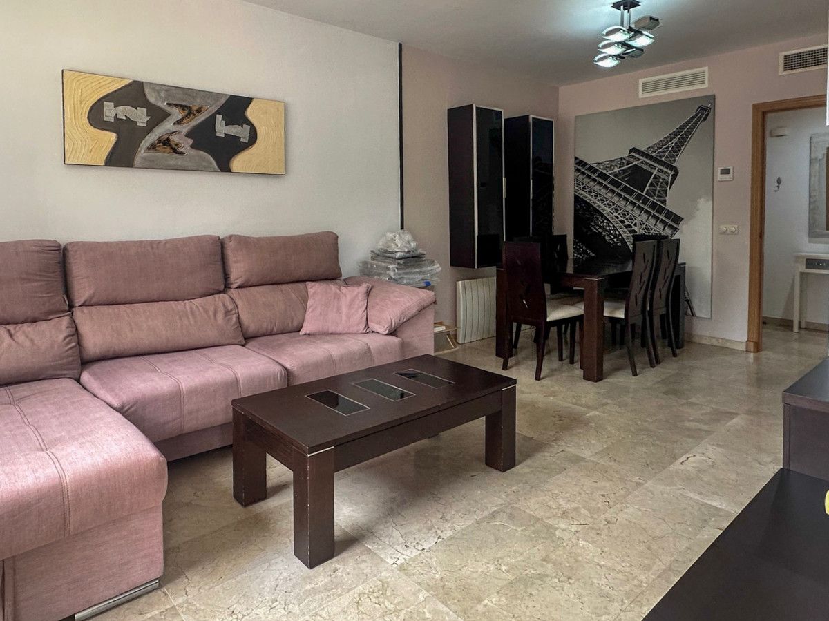 Middle Floor Apartment in Torremolinos, Torremolinos, 3/12