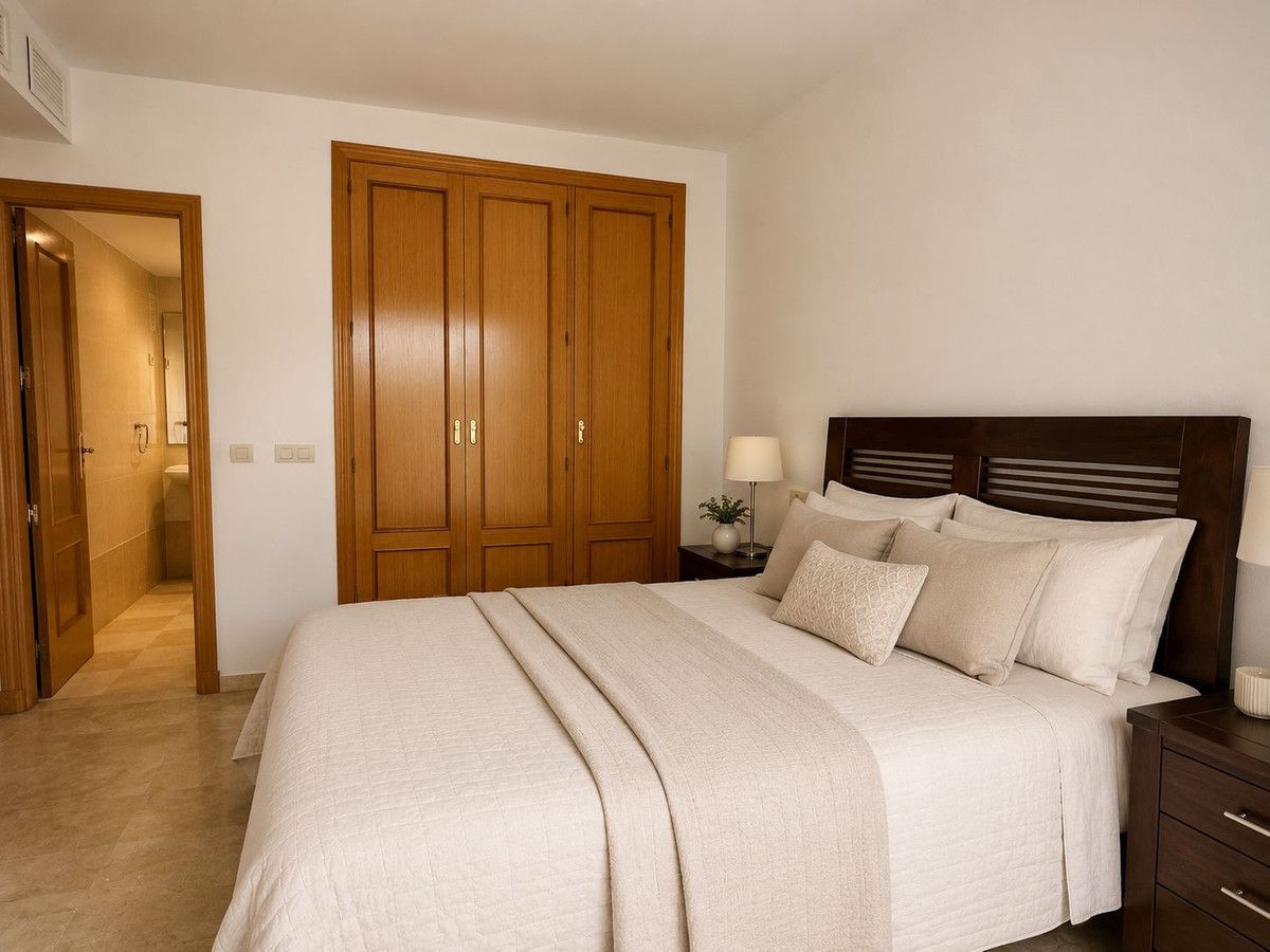 Middle Floor Apartment in Torremolinos, Torremolinos, 7/12