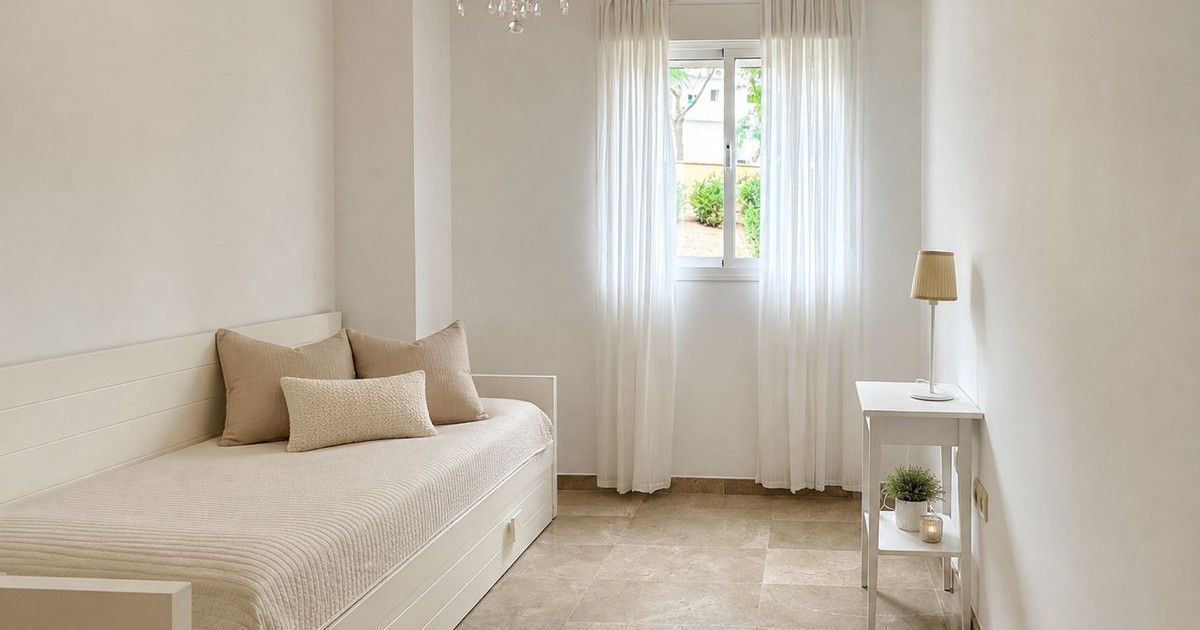Middle Floor Apartment in Torremolinos, Torremolinos, 9/12