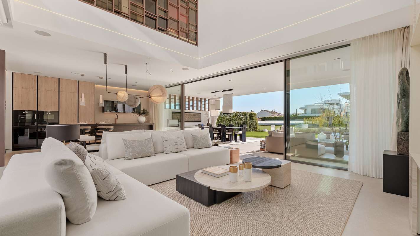 Villa in Marbella, Marbella, 11/12