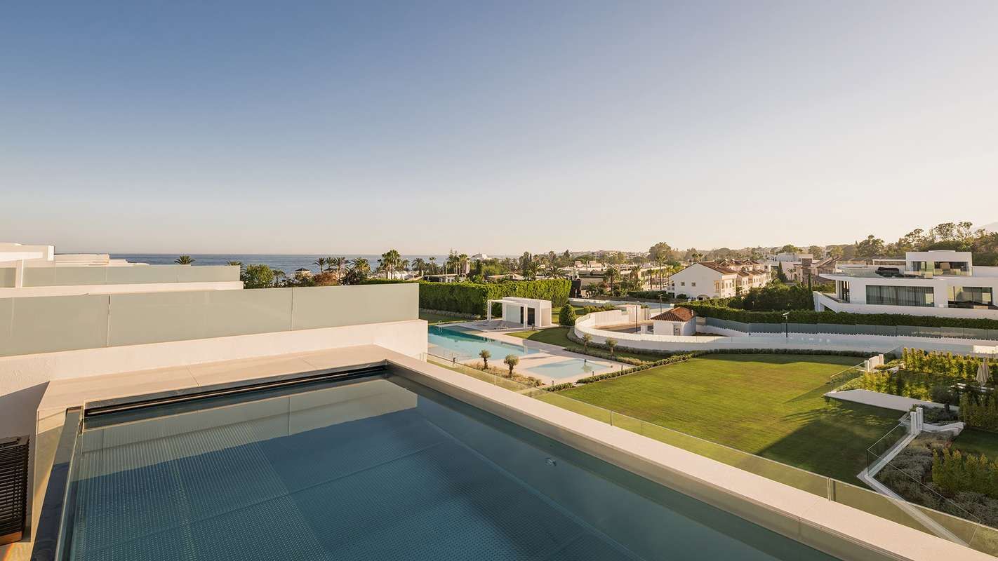 Villa in Marbella, Marbella, 3/12