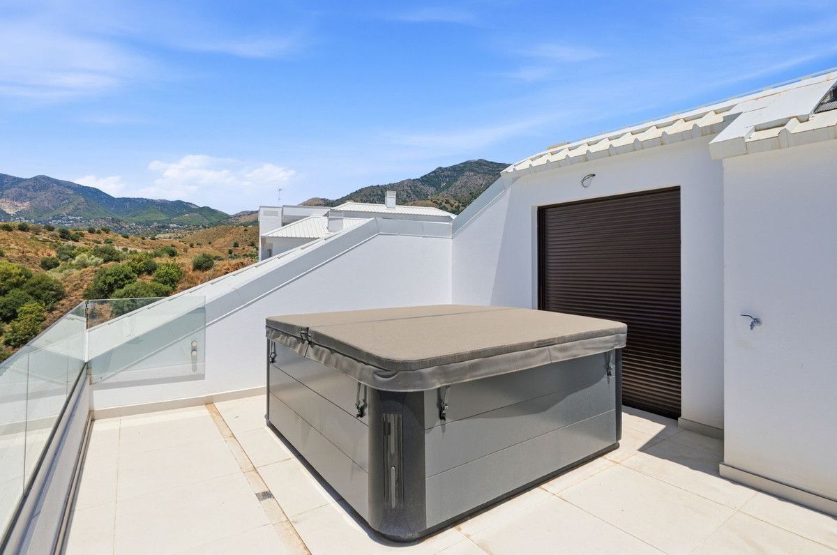 Penthouse in Higueron, Higueron, 6/12