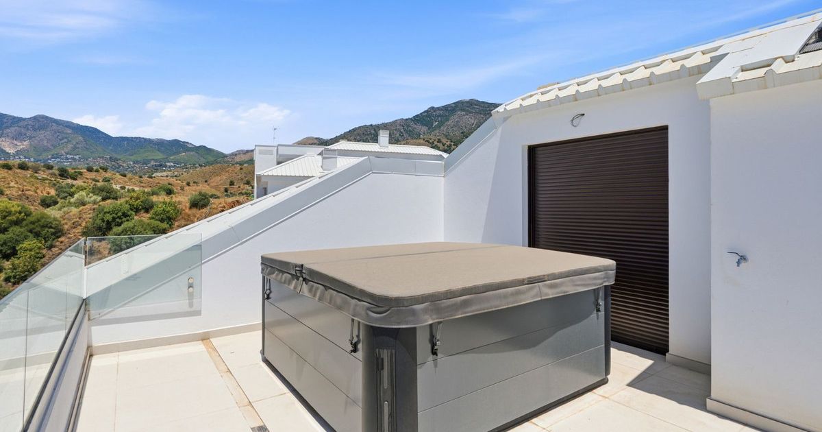 Penthouse in Higueron, Higueron, 6/12