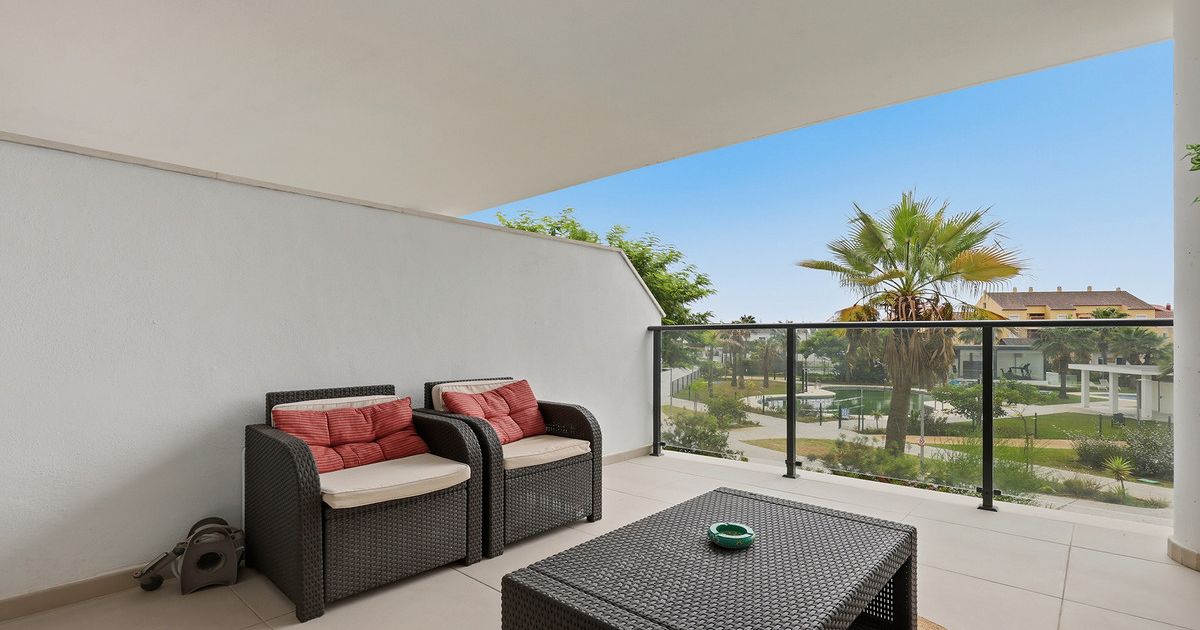 Middle Floor Apartment in Manilva, Manilva, 3/12