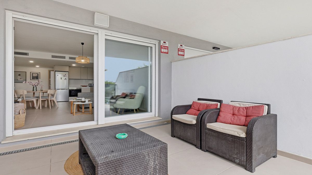 Appartement op de middelste verdieping in Manilva, Manilva, 6/12