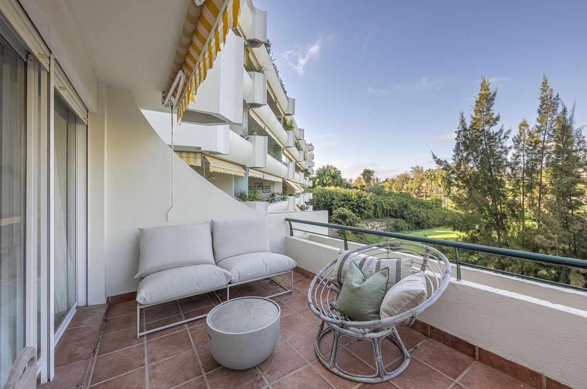 Wohnung in der mittleren Etage in Guadalmina Alta, Guadalmina Alta, 2/12