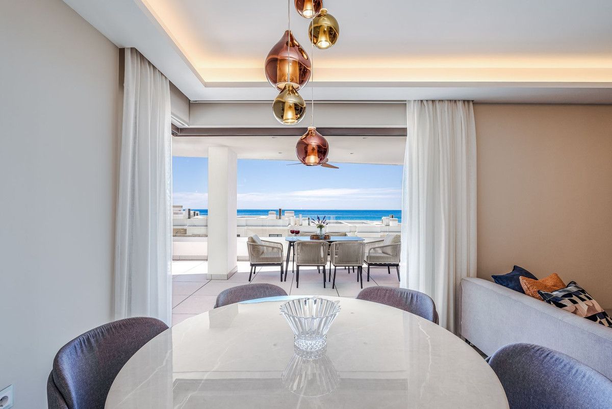 Апартамент на среднем этаже в Estepona, Estepona, 11/12