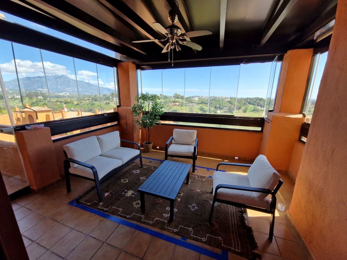 Apartment in der mittleren Etage in Benahavís, Benahavís, 3/12