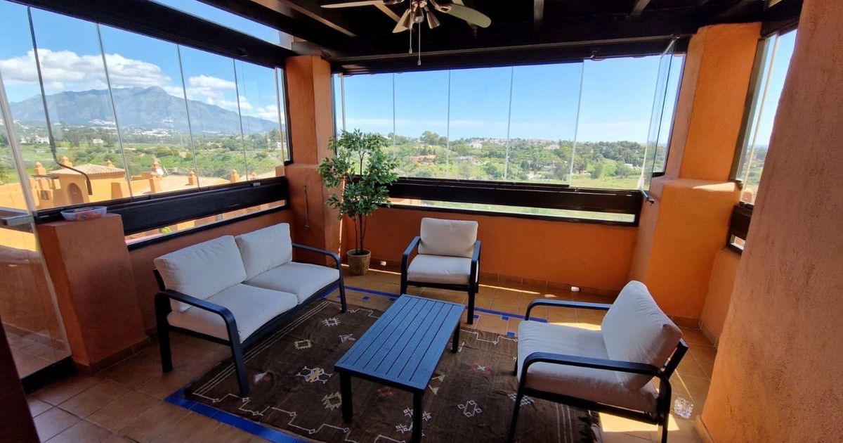 Apartment in der mittleren Etage in Benahavís, Benahavís, 3/12