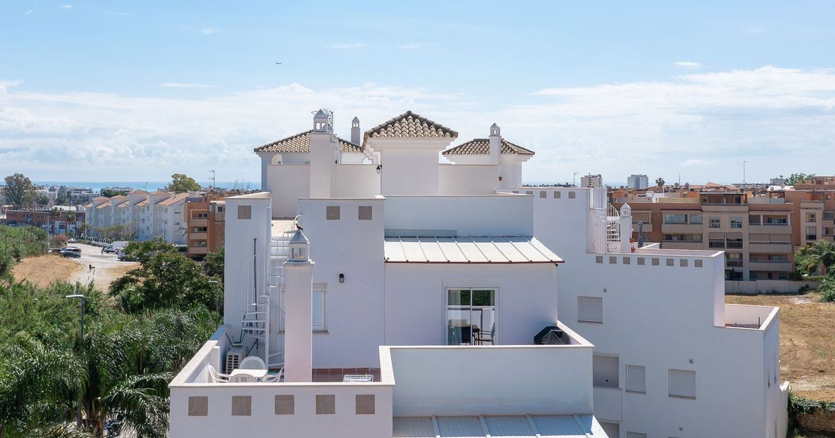 Apartament na ostatnim piętrze w Torremolinos, Torremolinos, 1/12