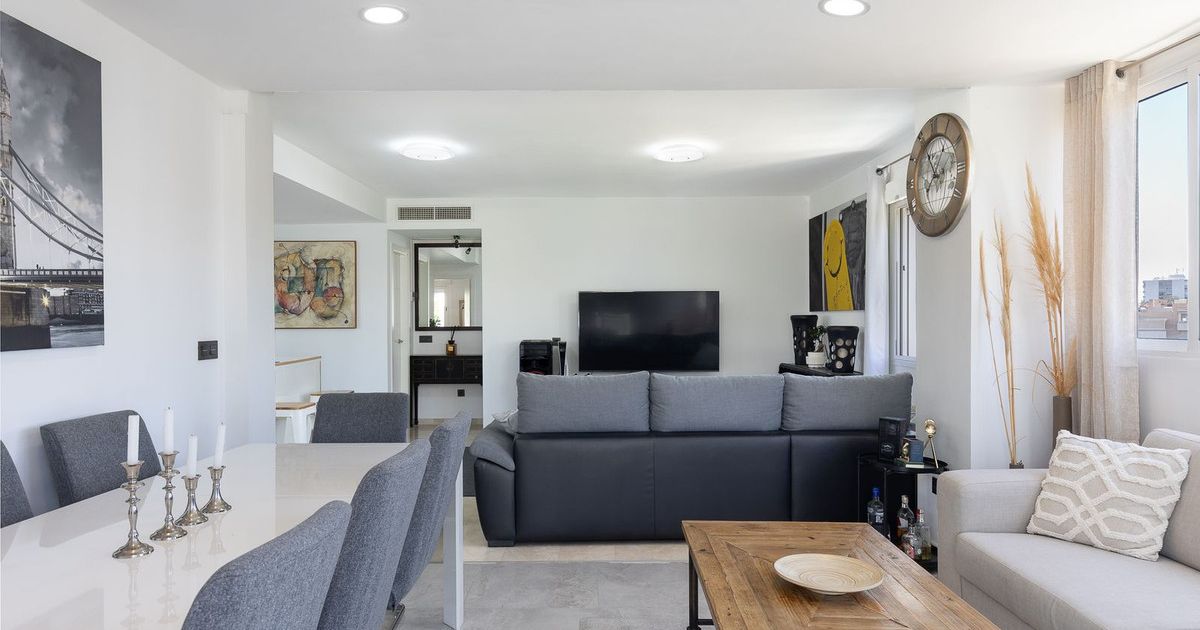 Apartament na ostatnim piętrze w Torremolinos, Torremolinos, 4/12