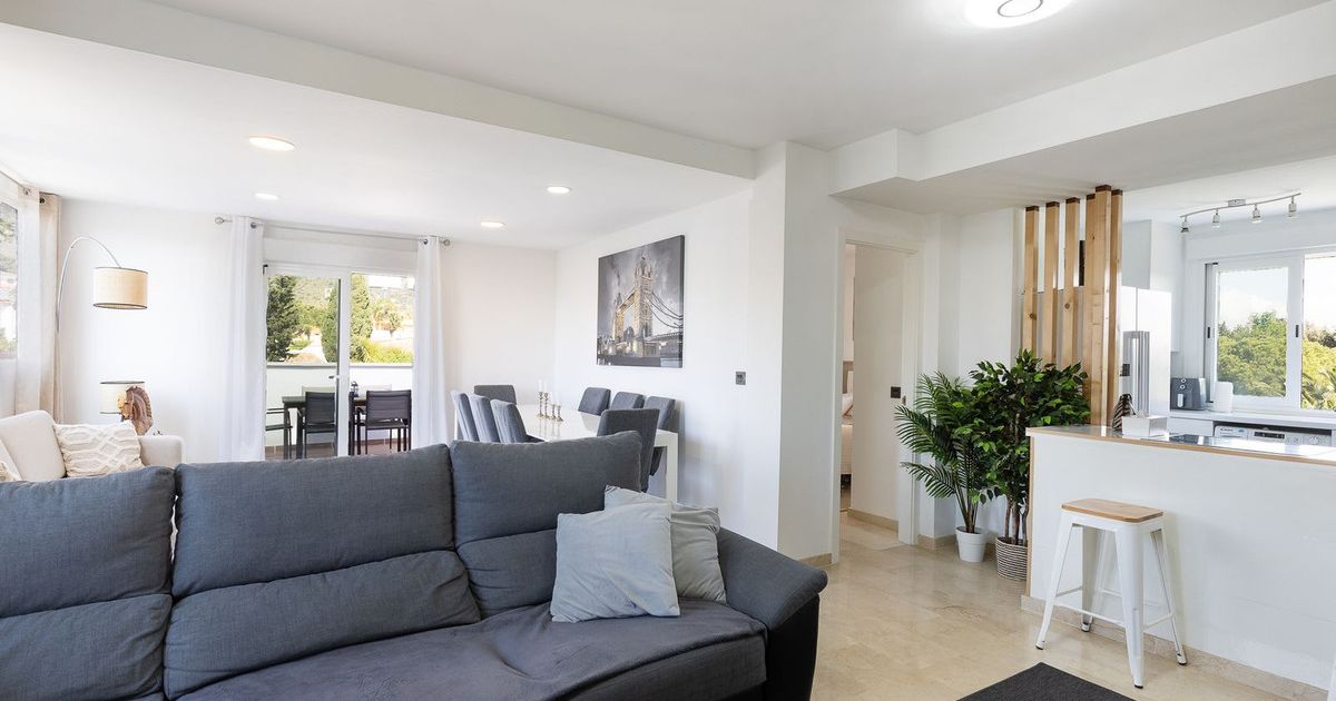 Apartament na ostatnim piętrze w Torremolinos, Torremolinos, 7/12