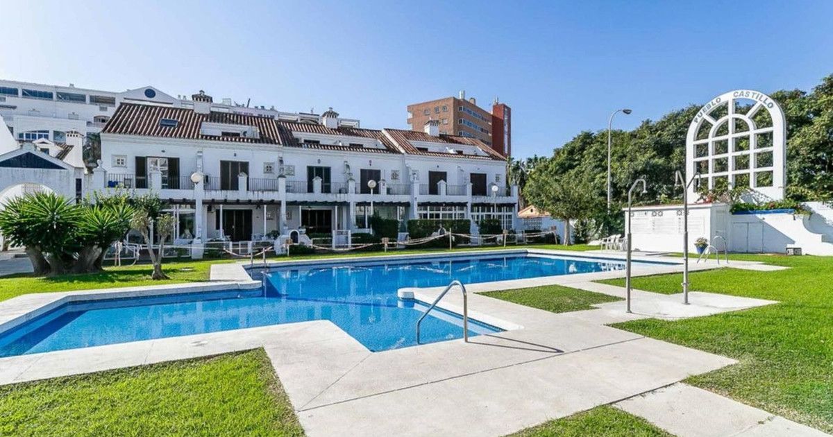 Квартира на среднем этаже в Fuengirola, Fuengirola, 1/12