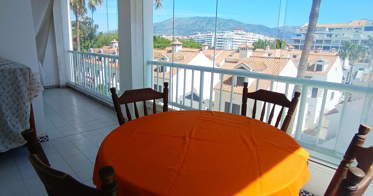 Квартира на среднем этаже в Fuengirola, Fuengirola, 12/12