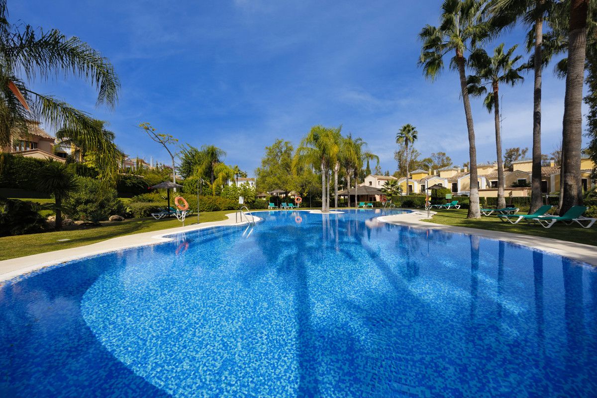 Stadthaus in Guadalmina Alta, Guadalmina Alta, 1/12