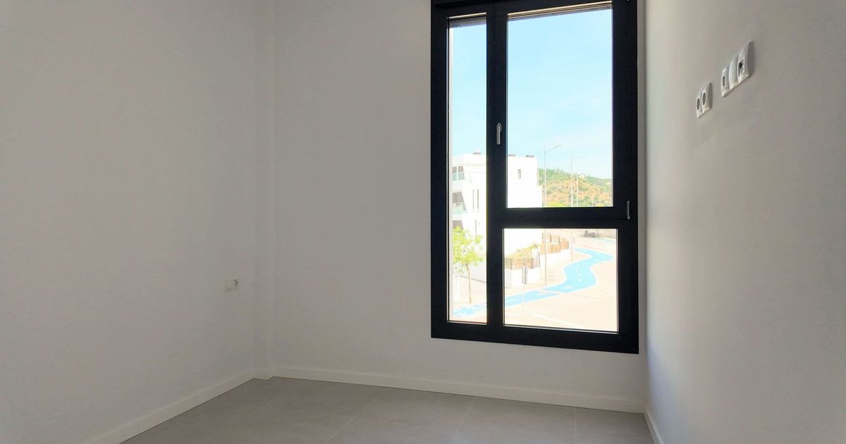 Apartment in der obersten Etage in Estepona, Estepona, 6/12