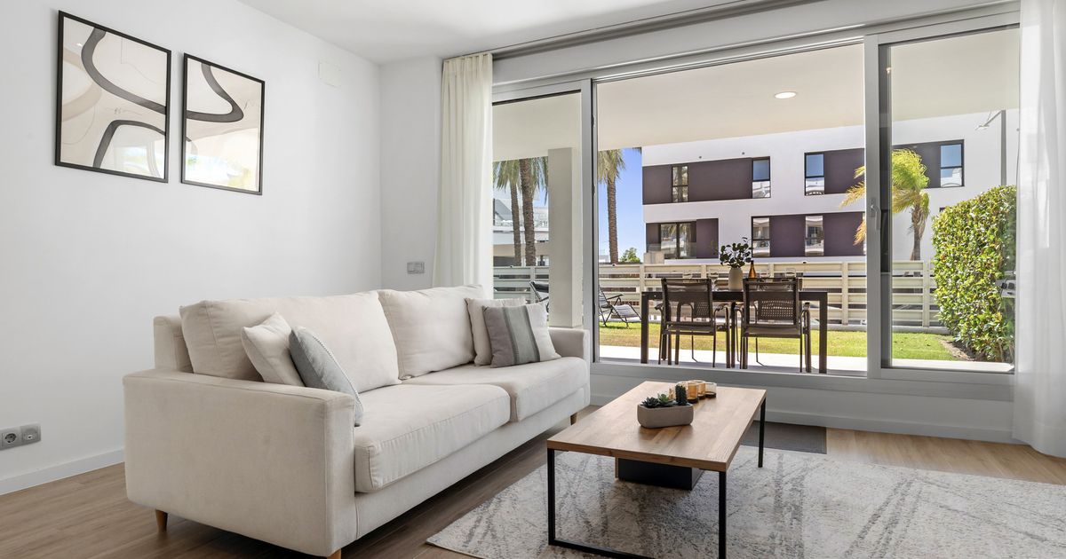 Ground Floor Apartment in Estepona, Cancelada, Estepona, 1/12