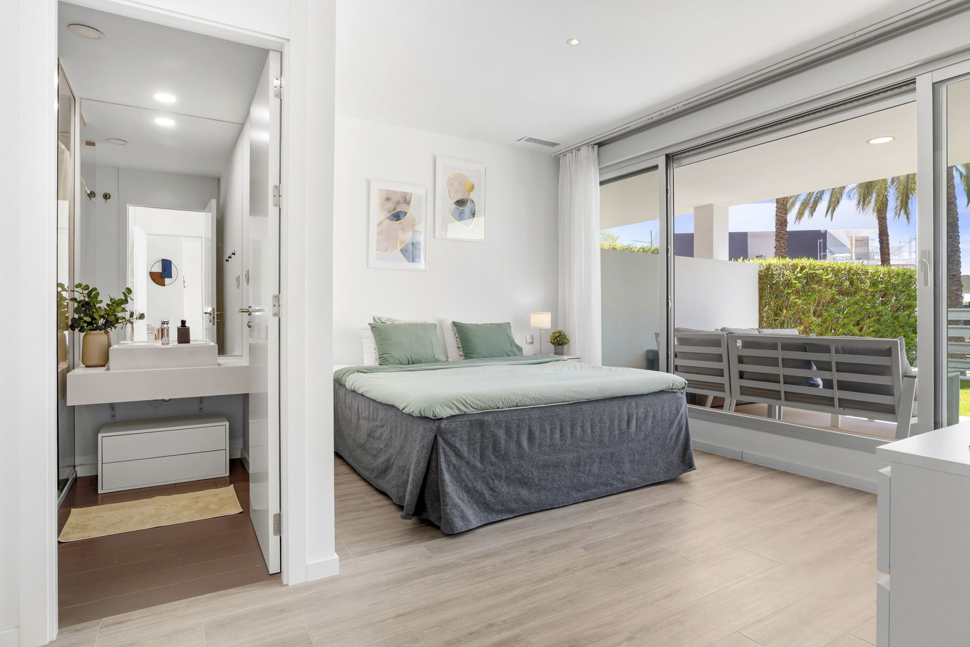 Ground Floor Apartment in Estepona, Cancelada, Estepona, 11/12
