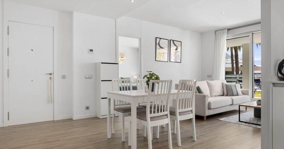 Ground Floor Apartment in Estepona, Cancelada, Estepona, 4/12