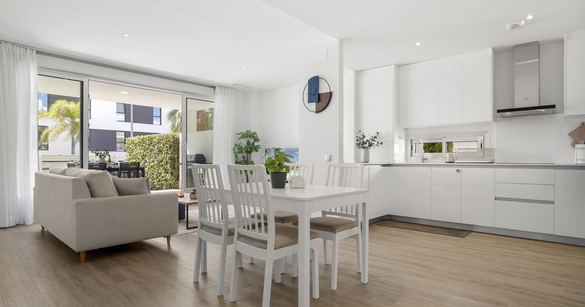 Ground Floor Apartment in Estepona, Cancelada, Estepona, 5/12