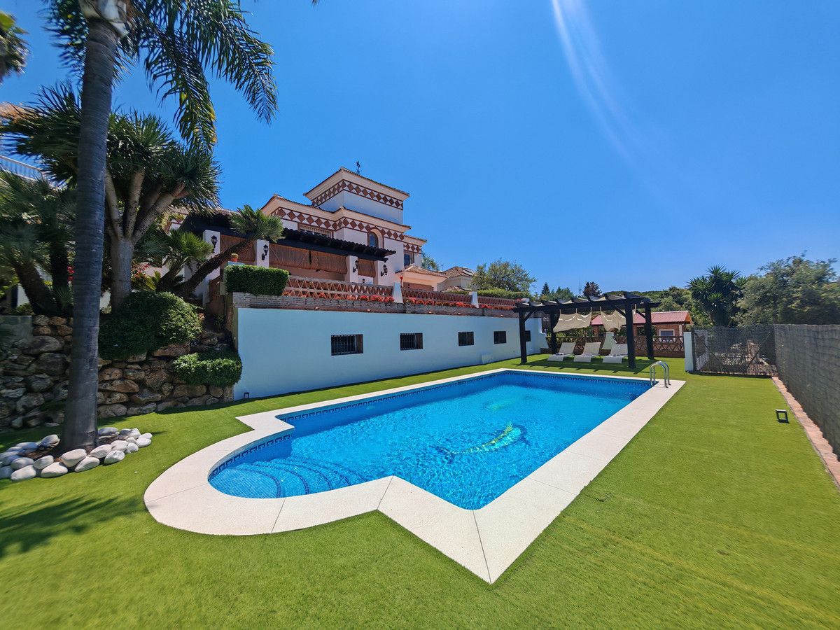 Wolnostojąca willa w Elviria, Elviria, 2/12