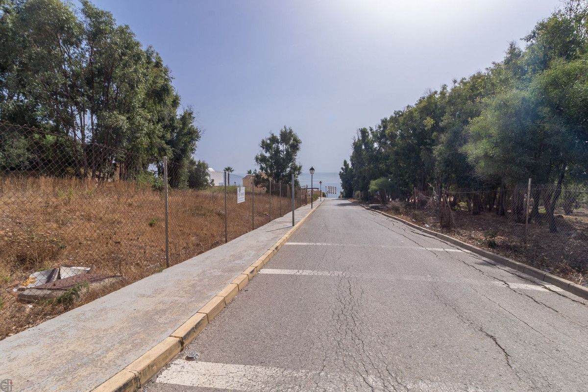 Residential Plot in Manilva, Manilva, 2/12
