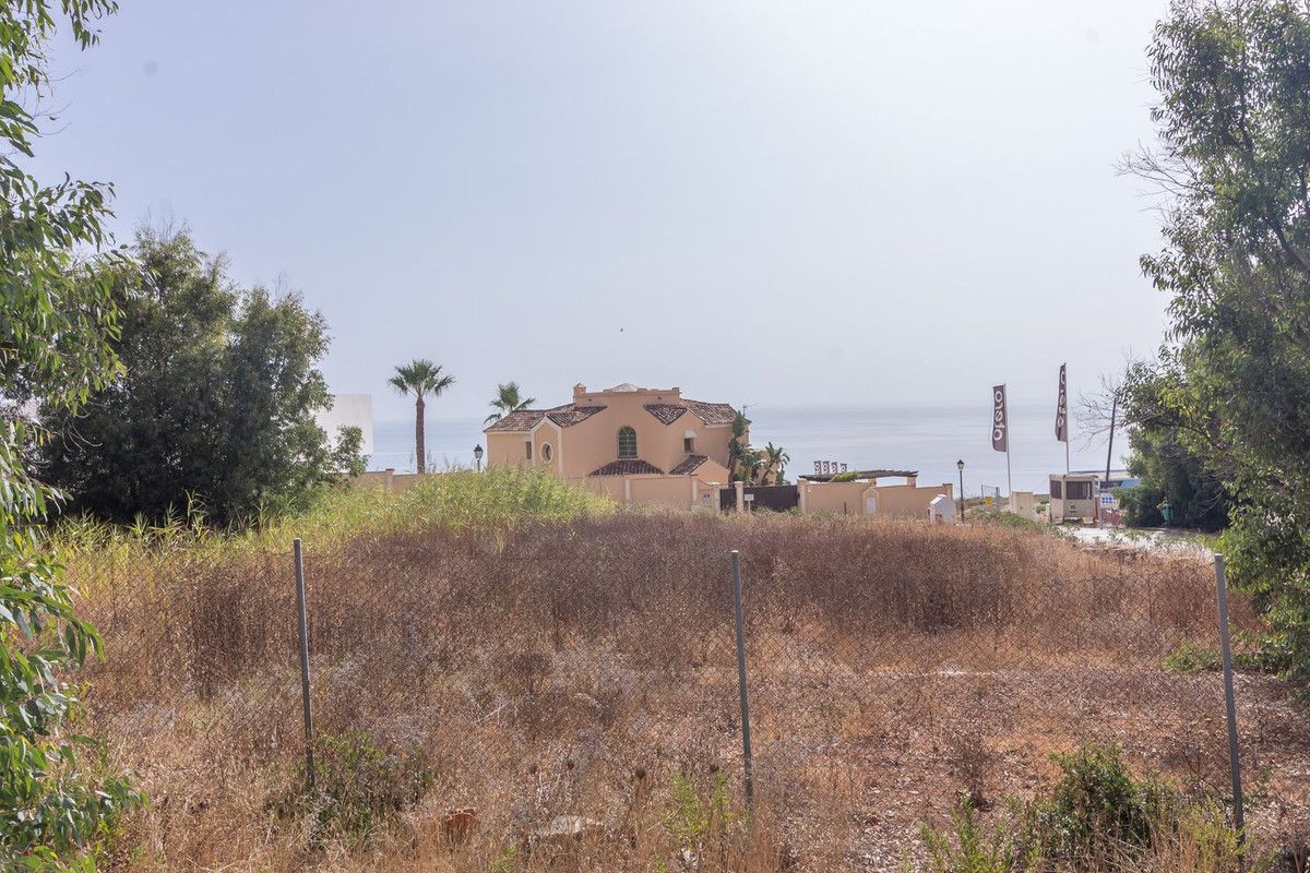 Residential Plot in Manilva, Manilva, 4/12