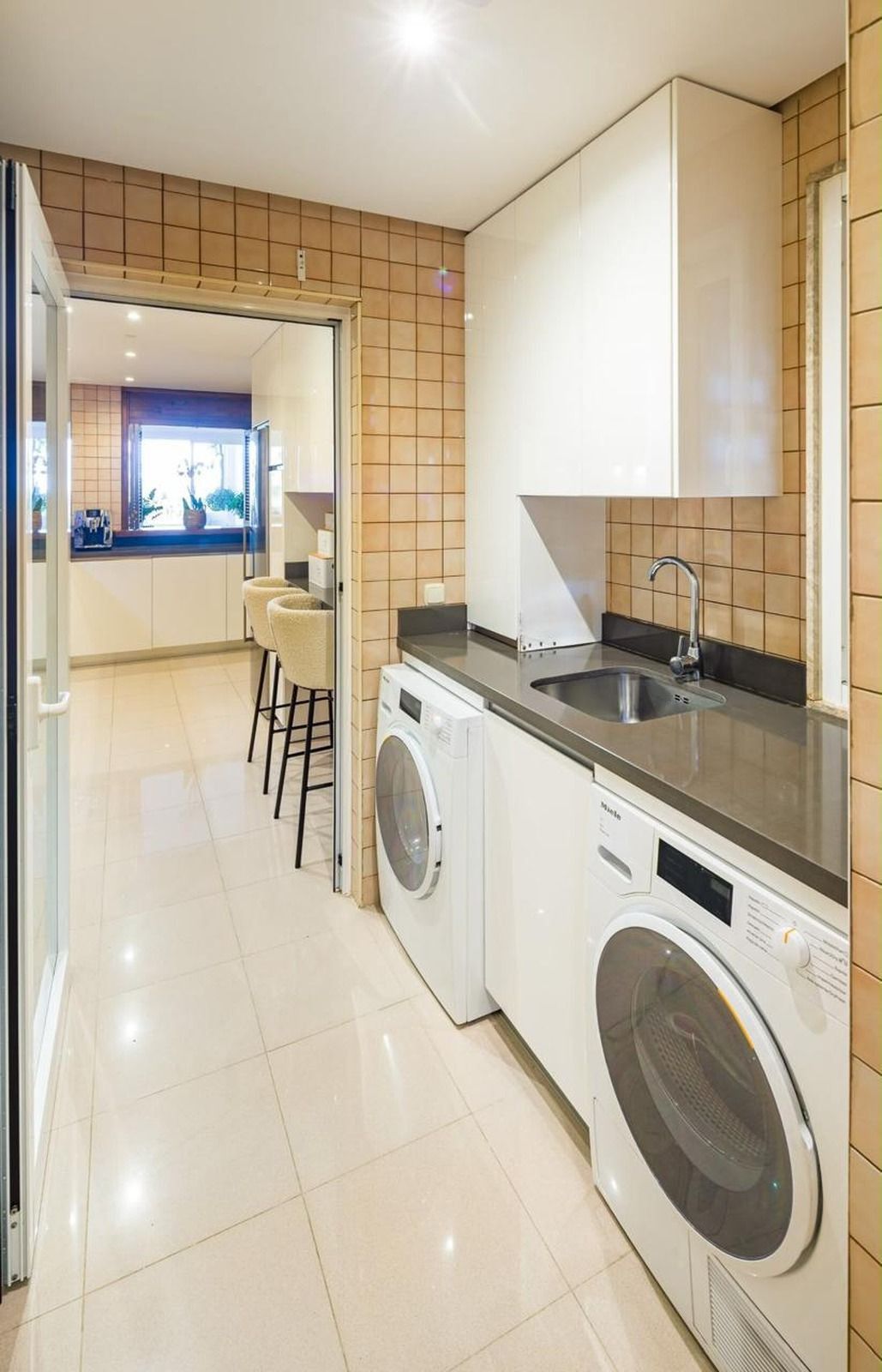 Erdgeschosswohnung in Nueva Andalucía, Nueva Andalucía, 6/12