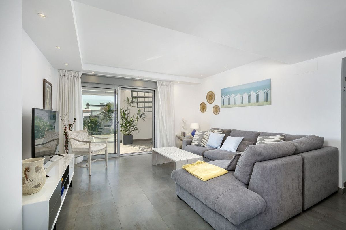 Penthouse in Estepona, Estepona, 2/12