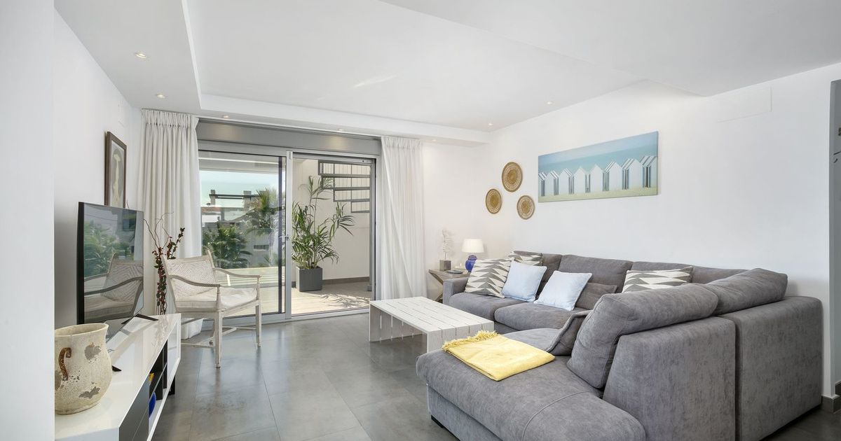Penthouse in Estepona, Estepona, 2/12