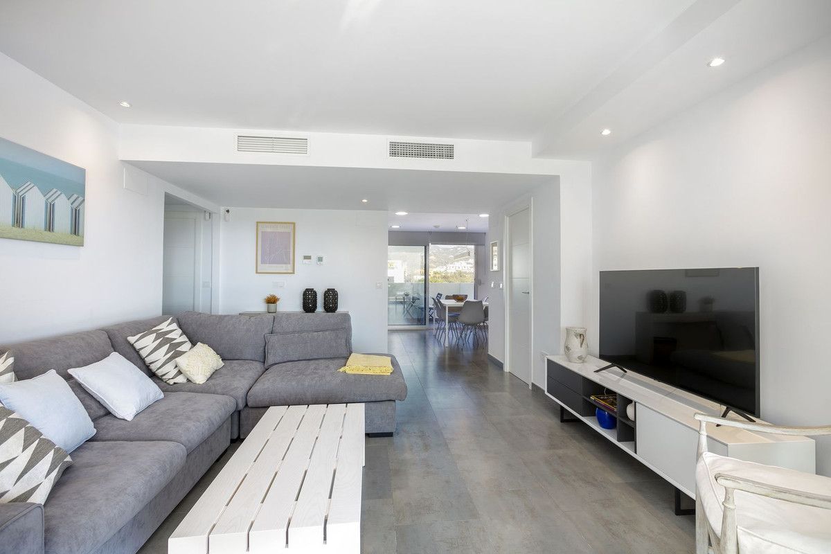 Penthouse in Estepona, Estepona, 3/12