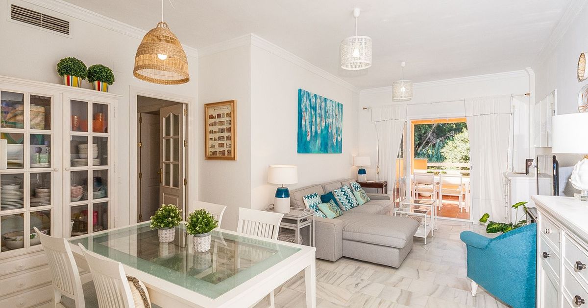 Apartamento en planta media en Cabopino, Cabopino, 3/11