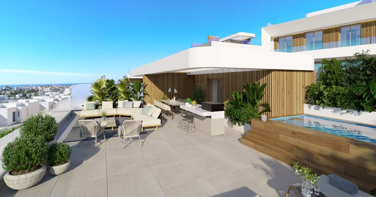 Dom w zabudowie bliźniaczej w Estepona, El Campanario, Estepona, 1/10
