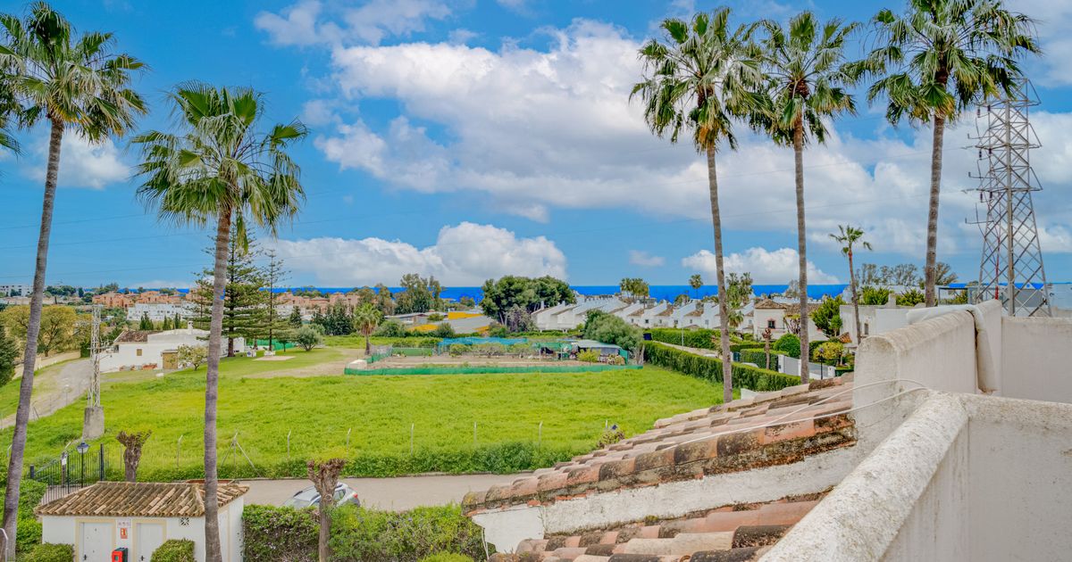Town House in Estepona, Bel Air, Estepona, 1/12