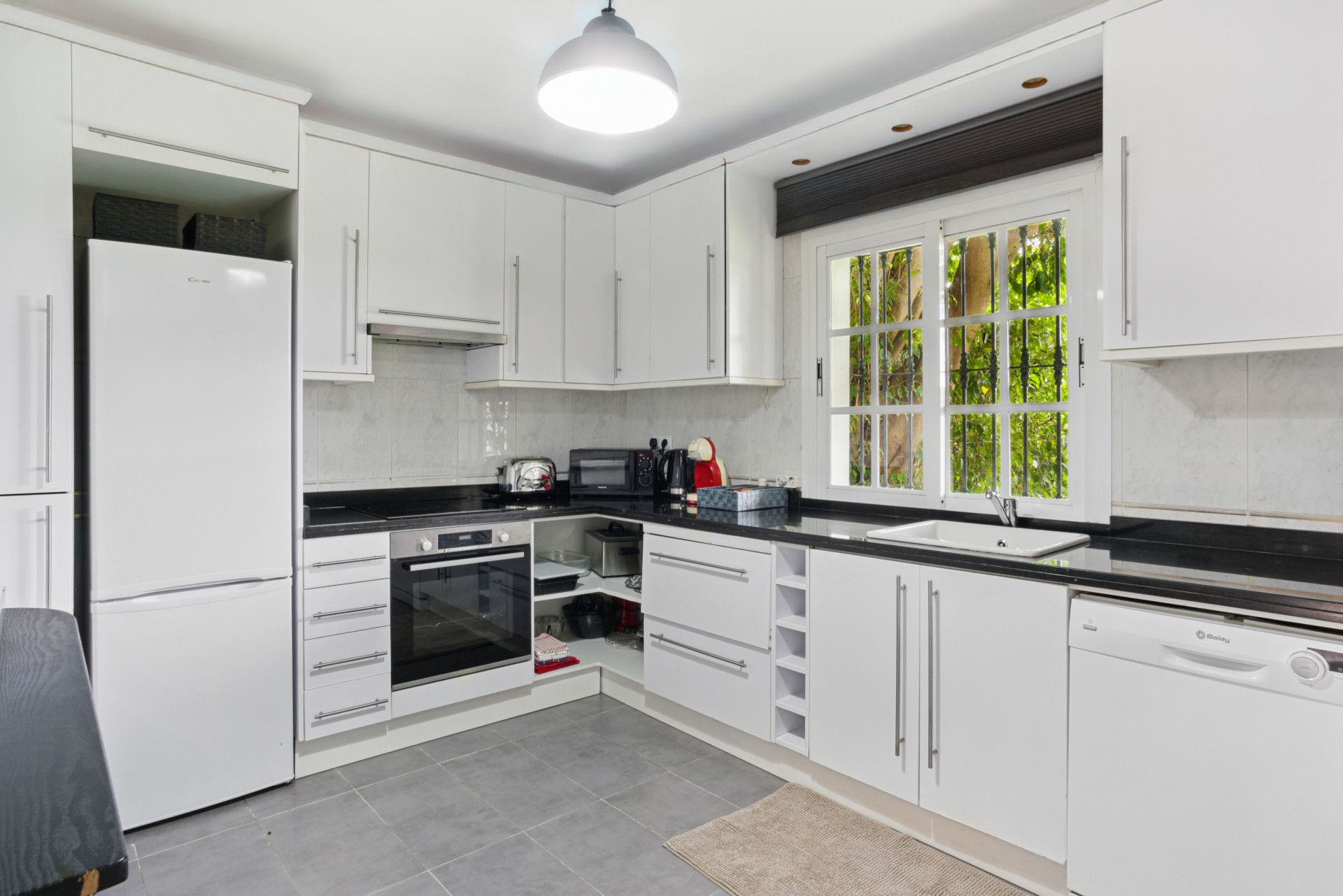 Town House in Estepona, Bel Air, Estepona, 6/12