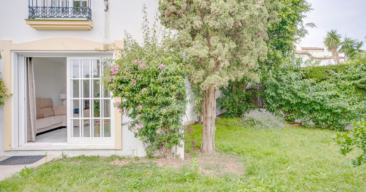 Town House in Estepona, Bel Air, Estepona, 9/12