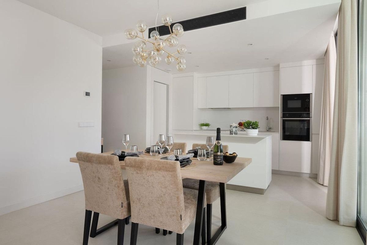 Apartamento de Planta Baja en Higueron, Higueron, 2/3