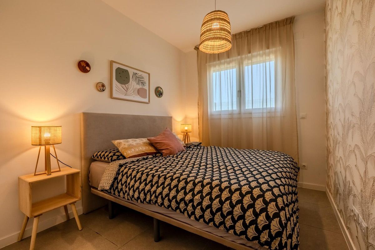 Erdgeschosswohnung in Estepona, Estepona, 11/12
