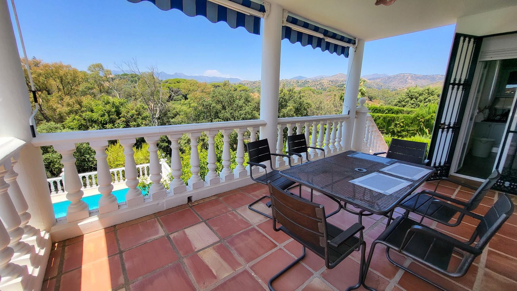 Villa in Marbella East, Elviria, Marbella East, 11/12
