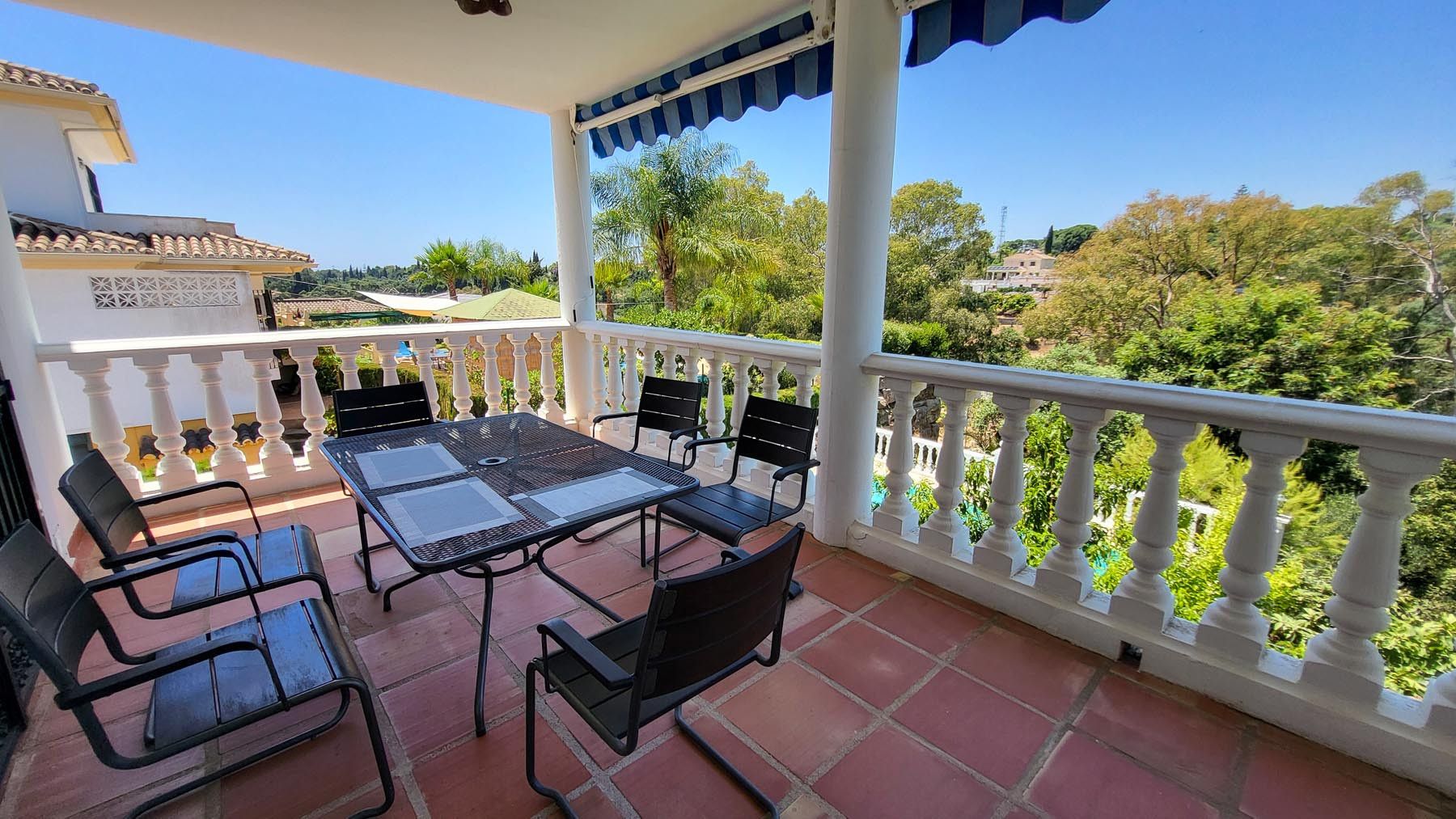 Villa in Marbella East, Elviria, Marbella East, 12/12