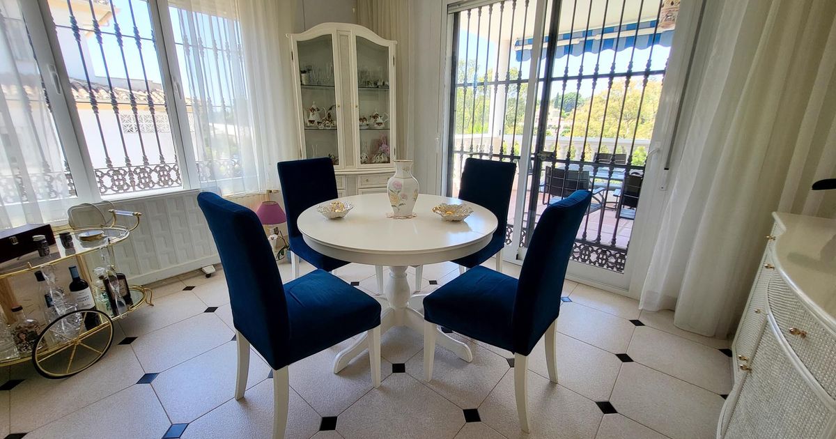 Villa in Marbella East, Elviria, Marbella East, 4/12